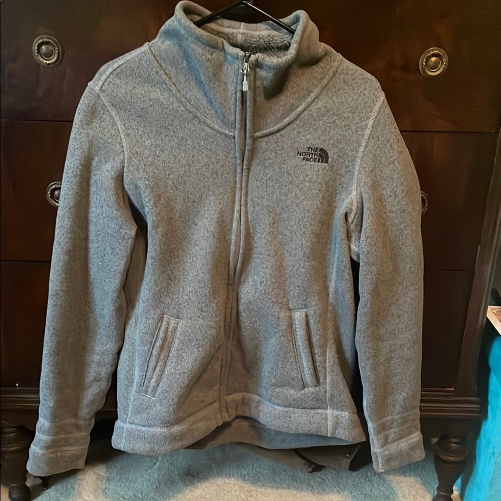 The North Face Womens Fleece Jacket in Gray